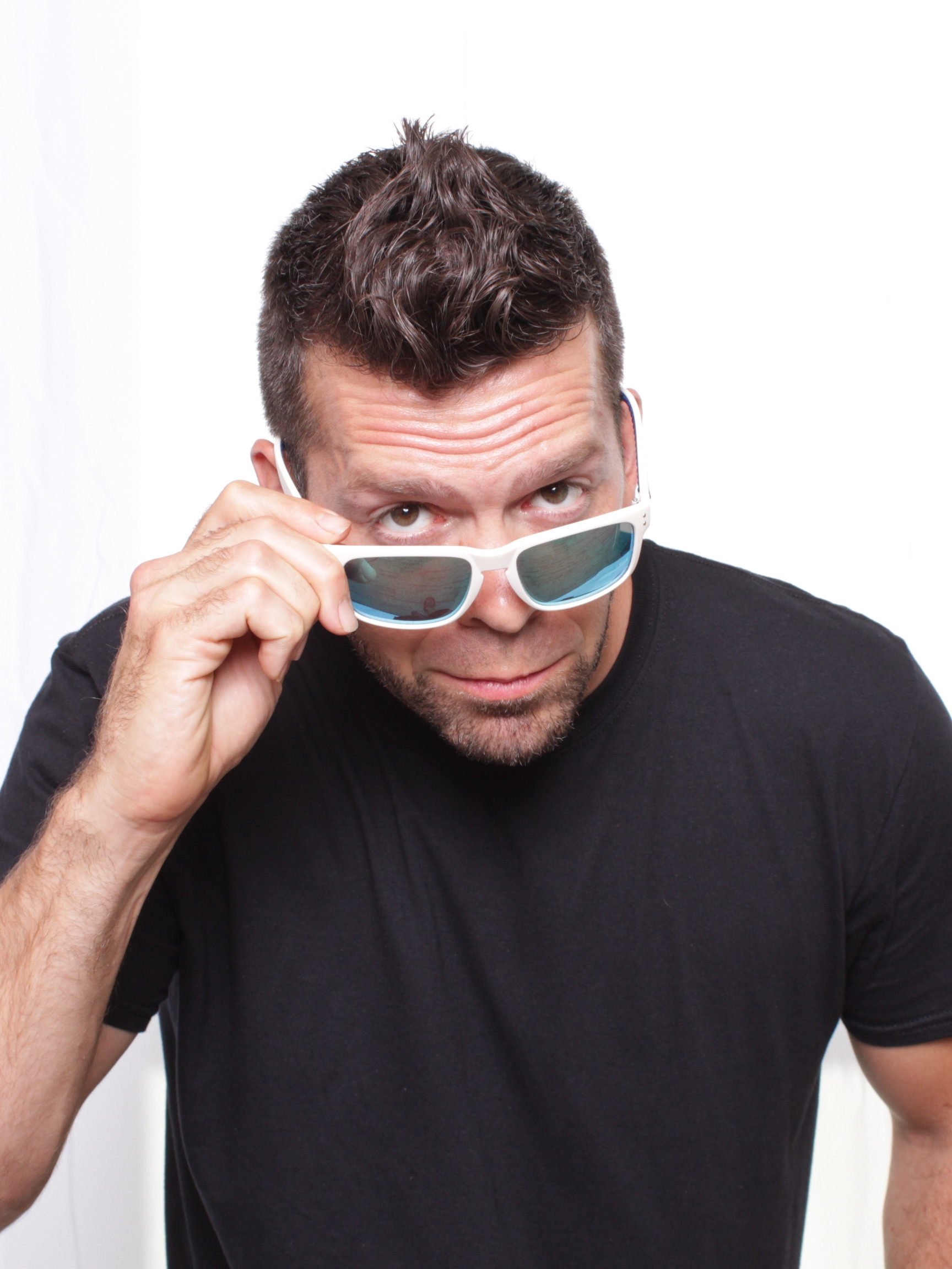 DJ Kyle Mac casual portrait with sunglasses